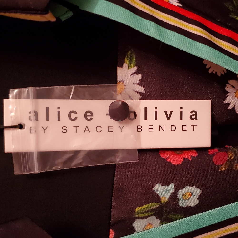 ๐ฅ๐ฅSOLD๐HP Alice+Olivia Randa Botanical Top - Picture 6 of 10